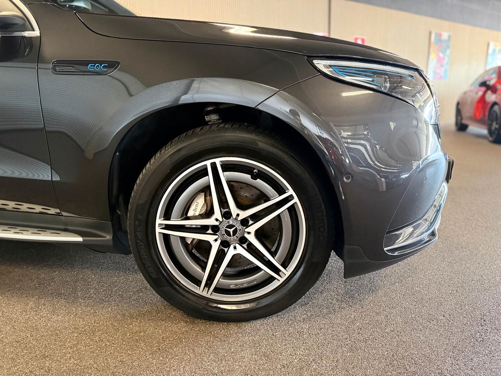 Mercedes-Benz EQC400 4Matic-AMG-SHD-HEAD UP-MEMORY-SOUND imagem 3