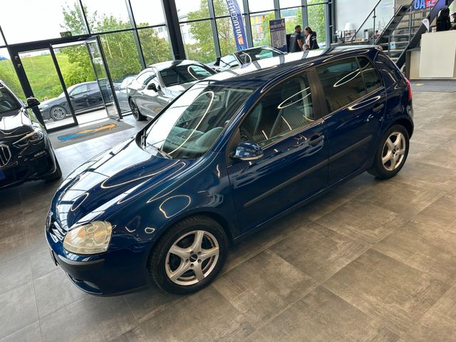 MYAUTOCENTER – Gebraucht- und Jahreswagen mit Werkstattservice in Pfaffenhofen Volkswagen Golf V Lim. Trendline *TÜV*Klima*