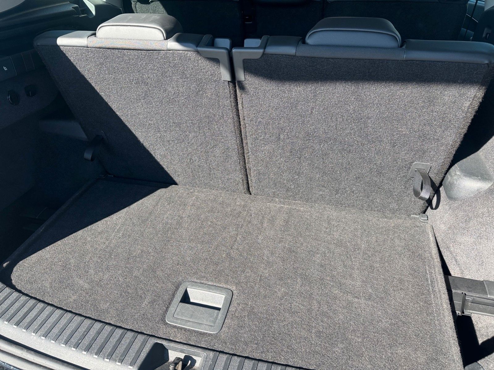 Fahrzeugabbildung Volkswagen Tayron Life 1.5 TSI