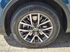 Fahrzeugabbildung Tiguan Life eHybrid 1.4 TSI LED KAM AHK