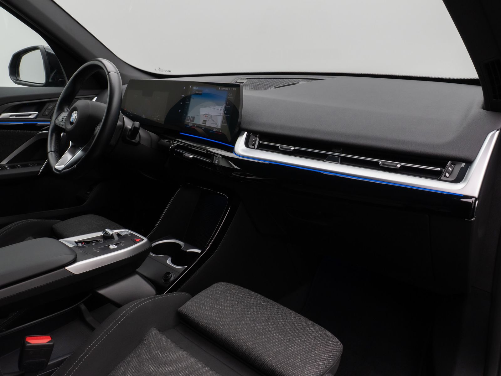 Fahrzeugabbildung BMW X1 sD18d  Kamera DAB Fernlichtassist Sport LED