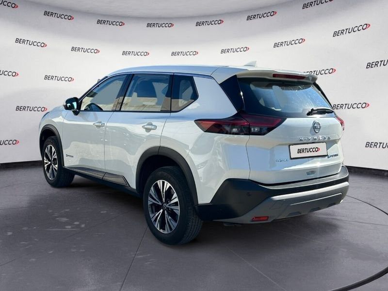Nissan X-Trail 4ª serie e-Power e-4orce 4WD 5 po imagem 3