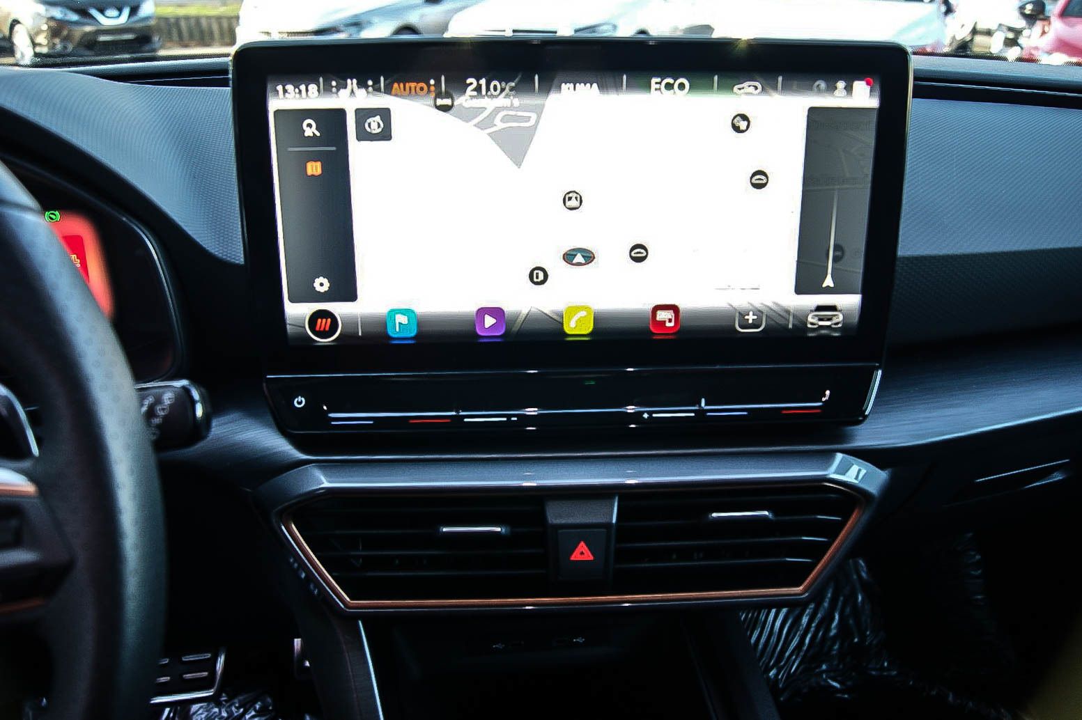 Fahrzeugabbildung CUPRA Leon Sportstourer e-HYBRID VIRTUAL ACC XL 1HAND