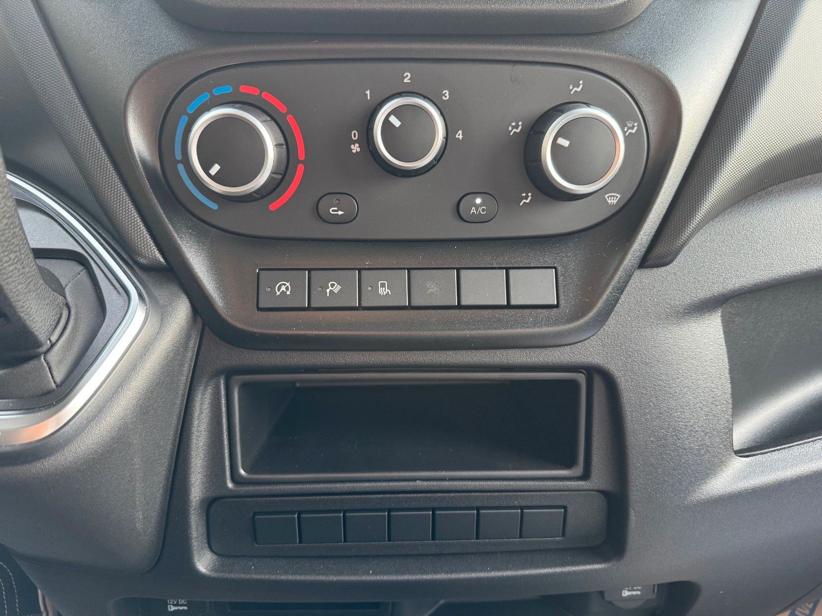 Fahrzeugabbildung Iveco Daily 35S14 HA8 *R4.100mm*Automatik*Kamera*