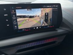 Fahrzeugabbildung BMW 120d M Sport -- AHK/ InnovationsPaket/ 360°