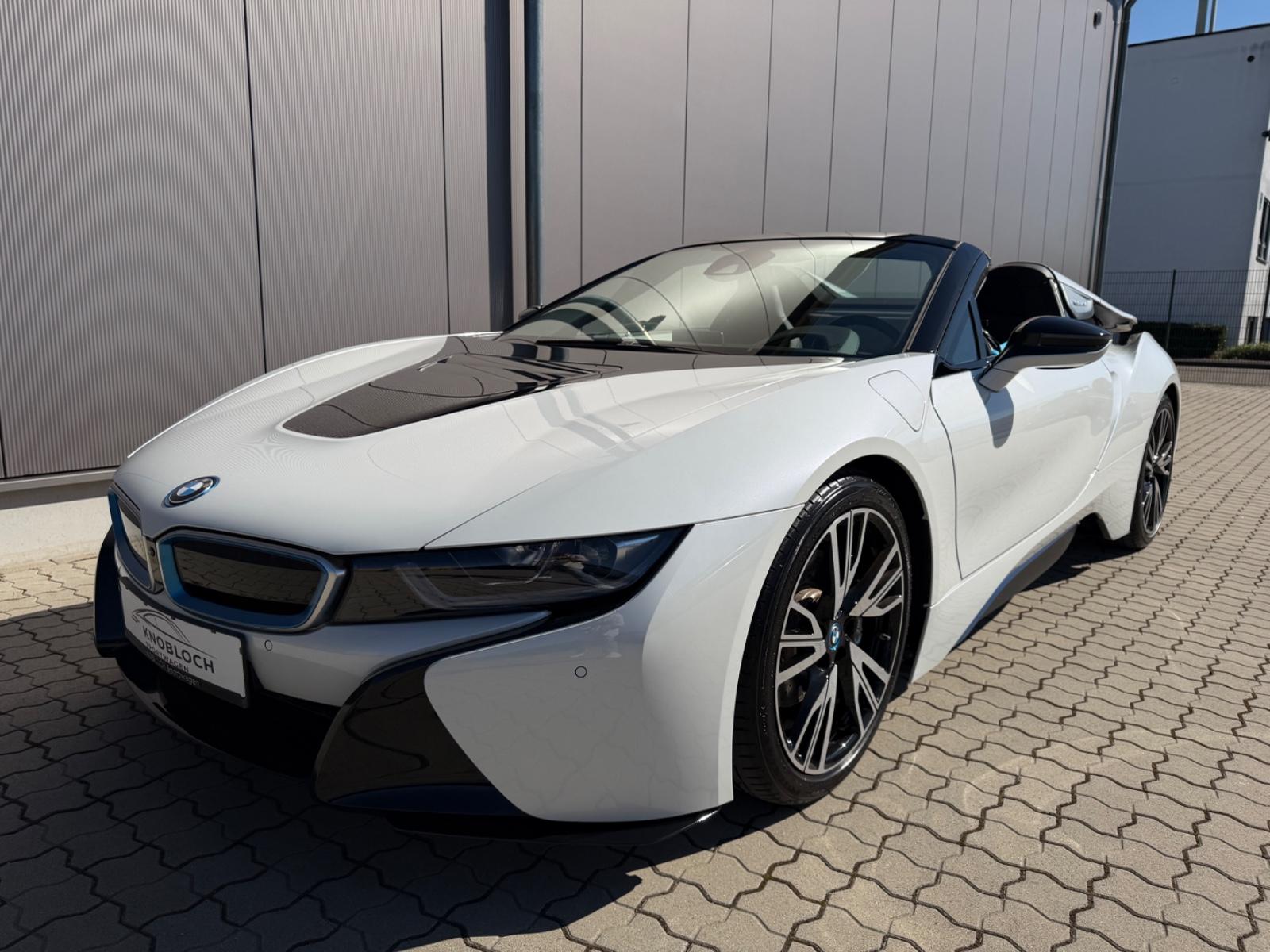 BMW i8 Roadster ! Laser, H&K, Aerodynamik, Carbon !