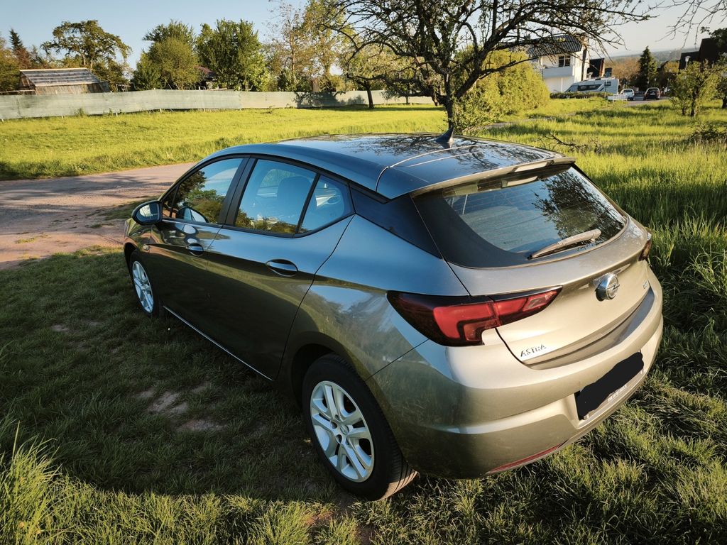 Image of Opel Astra