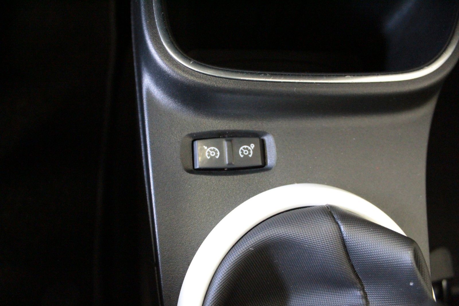 Fahrzeugabbildung Renault Twingo SCe65 Intens*Easy Link*Faltdach*