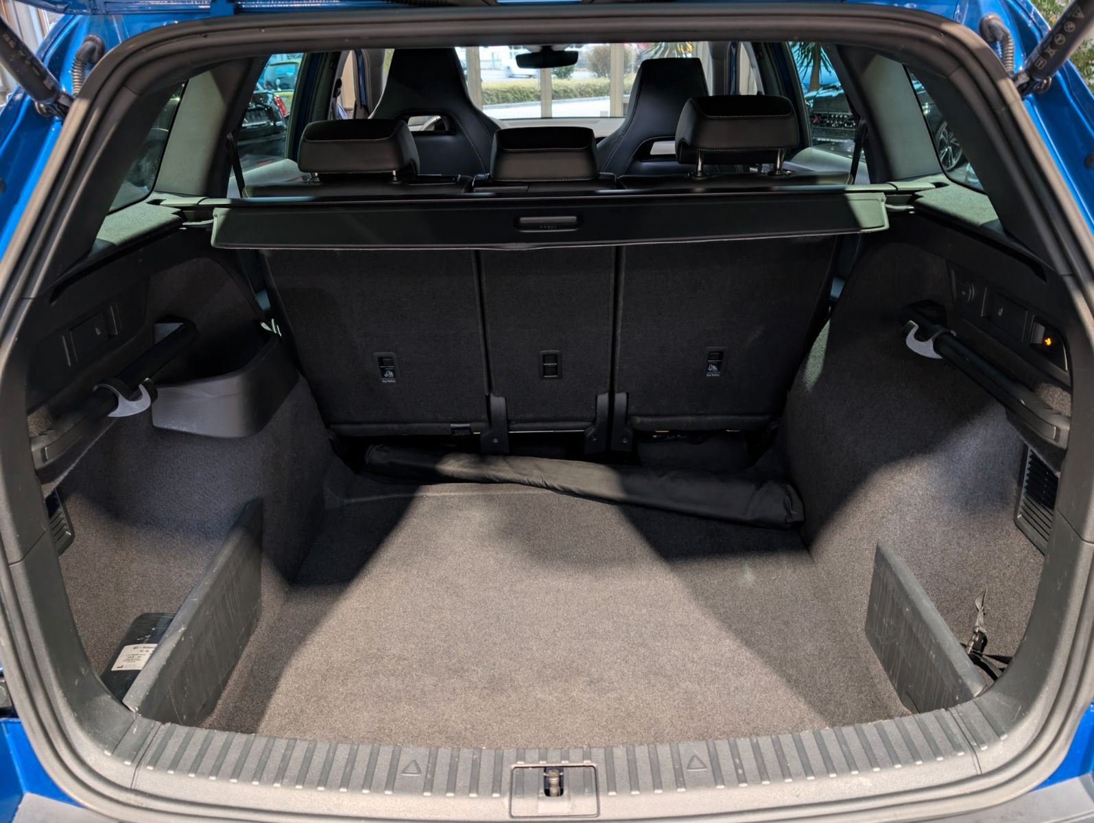 Skoda Kodiaq 2.0 TDI 4x4 DSG Sportline 1.Hand foto 12