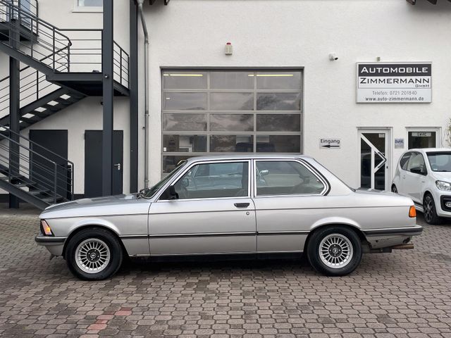 BMW 318i