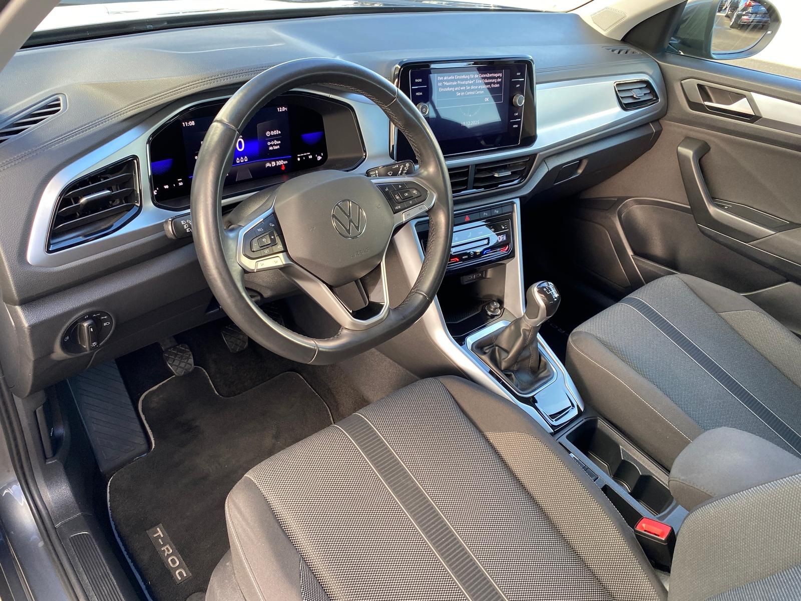 Volkswagen T-Roc - Bild 10