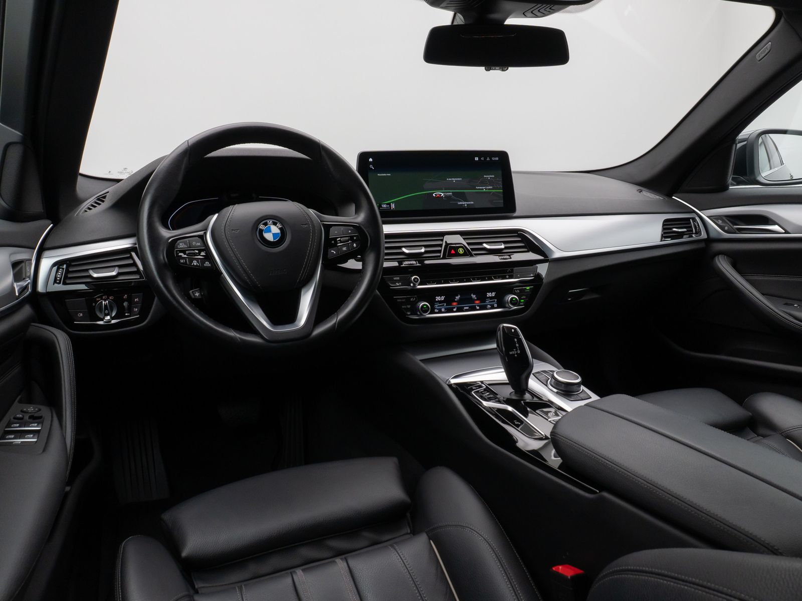 Fahrzeugabbildung BMW 530d Kamera DAB HiFi 4xKlima Leder Sport Alarm