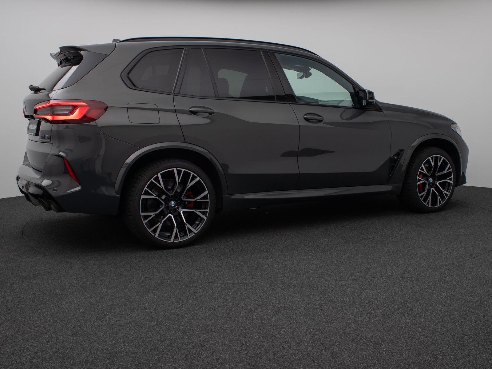 Fahrzeugabbildung BMW X5 M Competition Panorama Laser 360°DAB DisplKey