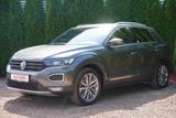 Volkswagen T-Roc 2.0 Sport 4Motion LED Navi Sitzheizung ACC - Volkswagen T-Roc mit Benzin-Antrieb: Grau