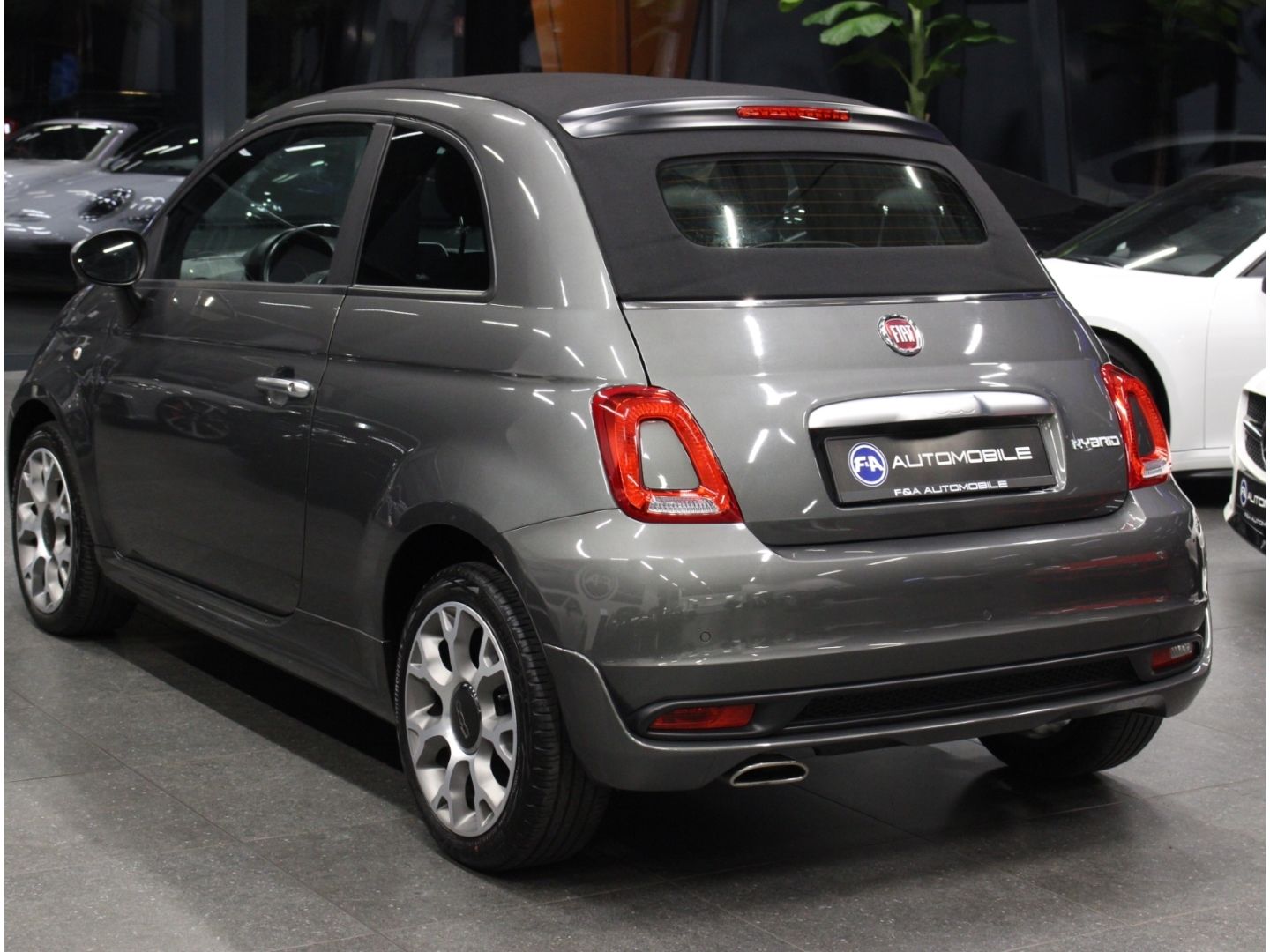 Fahrzeugabbildung Fiat 500 RockStar 1.0 Mild Hybrid EU6d *Sport Paket
