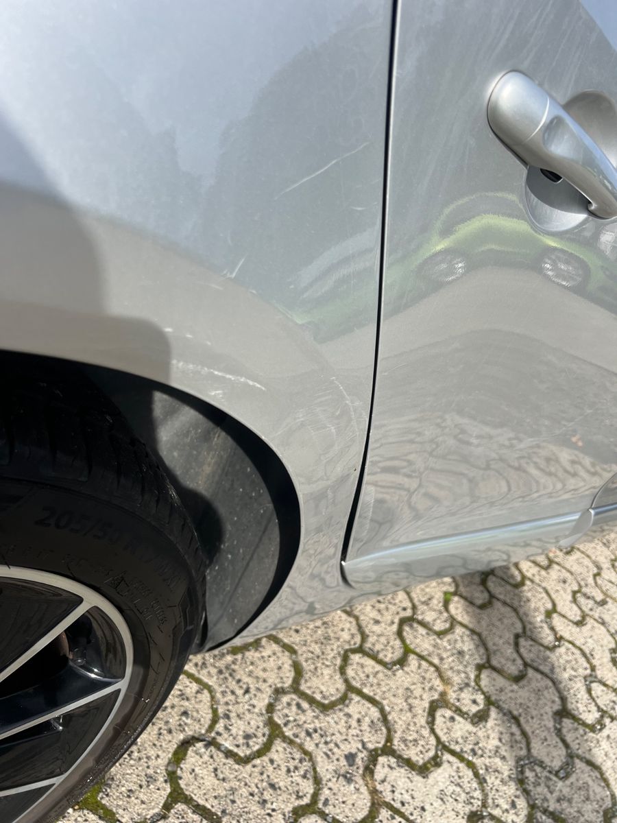 Fahrzeugabbildung Renault Megane III Grandtour BOSE Edition *KAMERA*