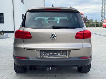 Volkswagen Tiguan - 4