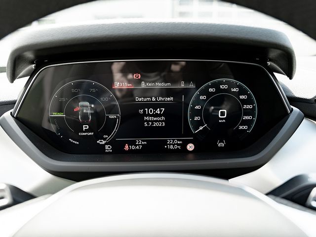 Fahrzeugabbildung Audi e-tron GT RS quattro ACC HUD B&O AKTIVSITZE PANO