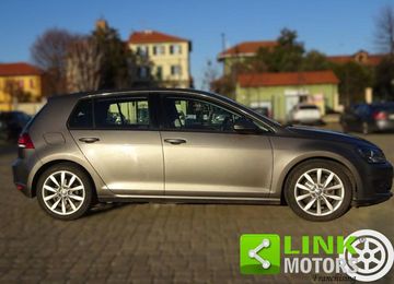 Volkswagen Golf - 2