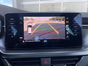 Skoda Kamiq 1.5 TSI DSG Monte Carlo KLIMAAUTOMATIK ALU