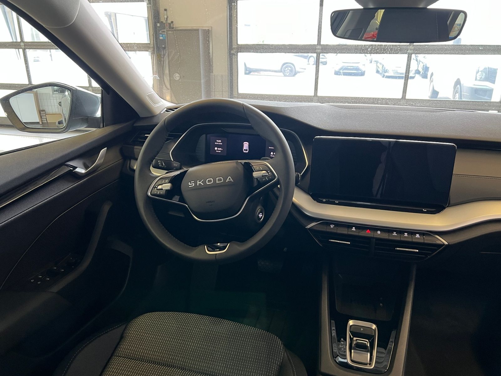 Fahrzeugabbildung SKODA Octavia Combi IV Selection 1.5 TSI mHEV DSG *AHK