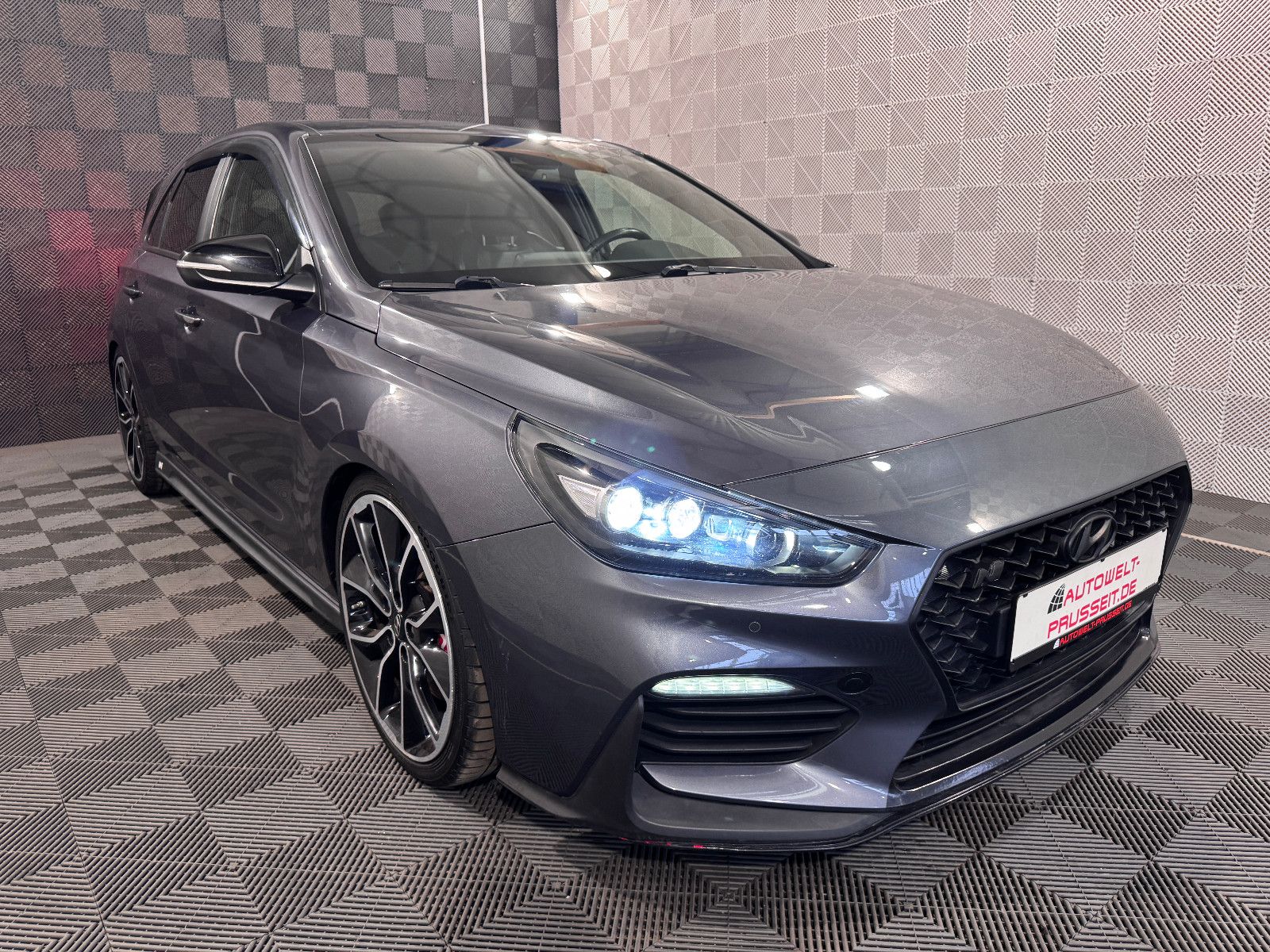 Gebrauchtwagen Hyundai i30 i30*N PERFORMANCE*R.KAM-MEMORY-LED-NAVI-APPLE in Horb am Neckar