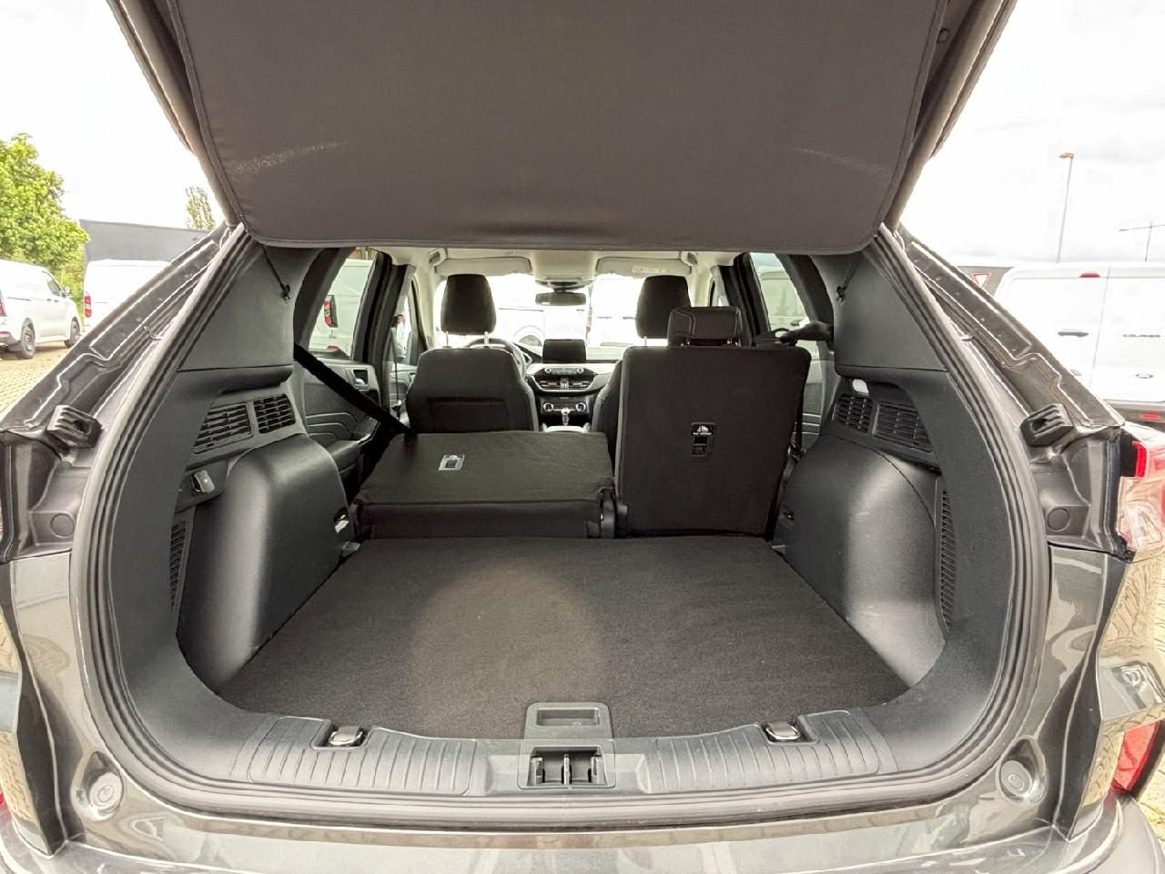 Fahrzeugabbildung Ford Kuga Titanium