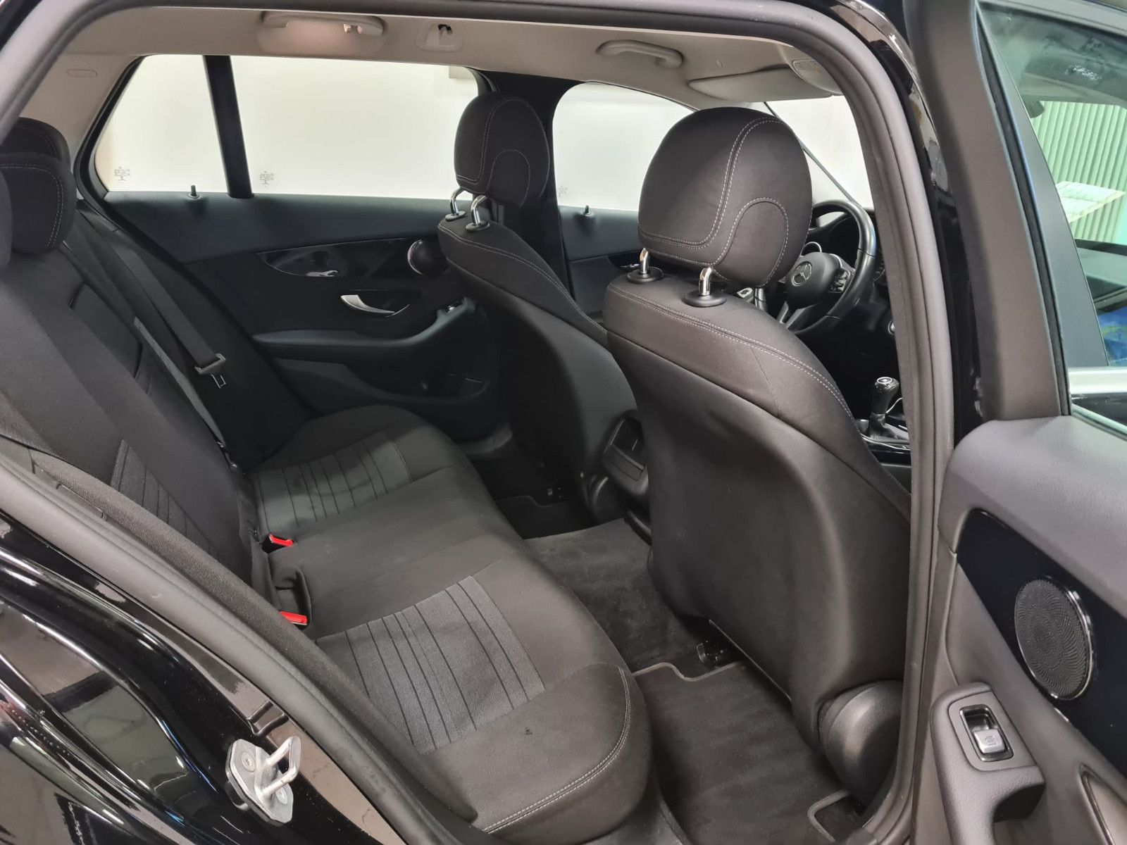 Fahrzeugabbildung Mercedes-Benz C 180d T-Modell / LED HP / GEPFLEGT /