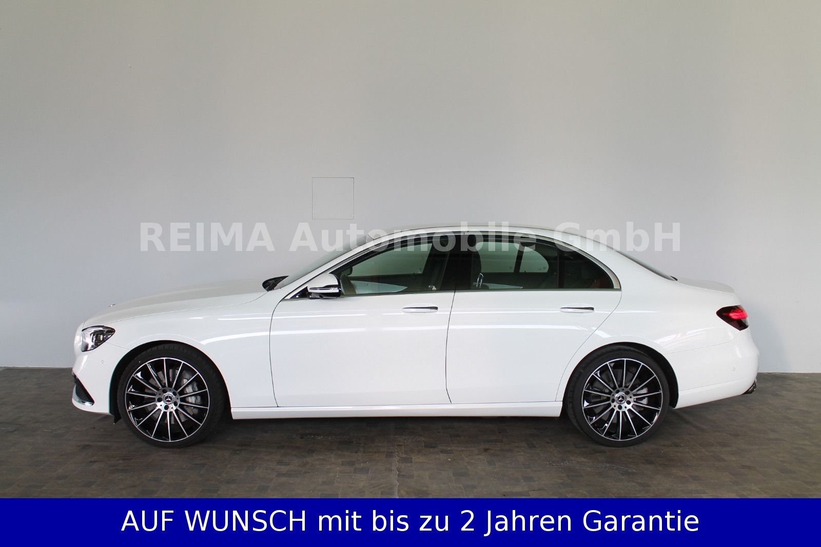 Fahrzeugabbildung Mercedes-Benz E 450 Limo  4Matic, LED, 360°, 20", Leder