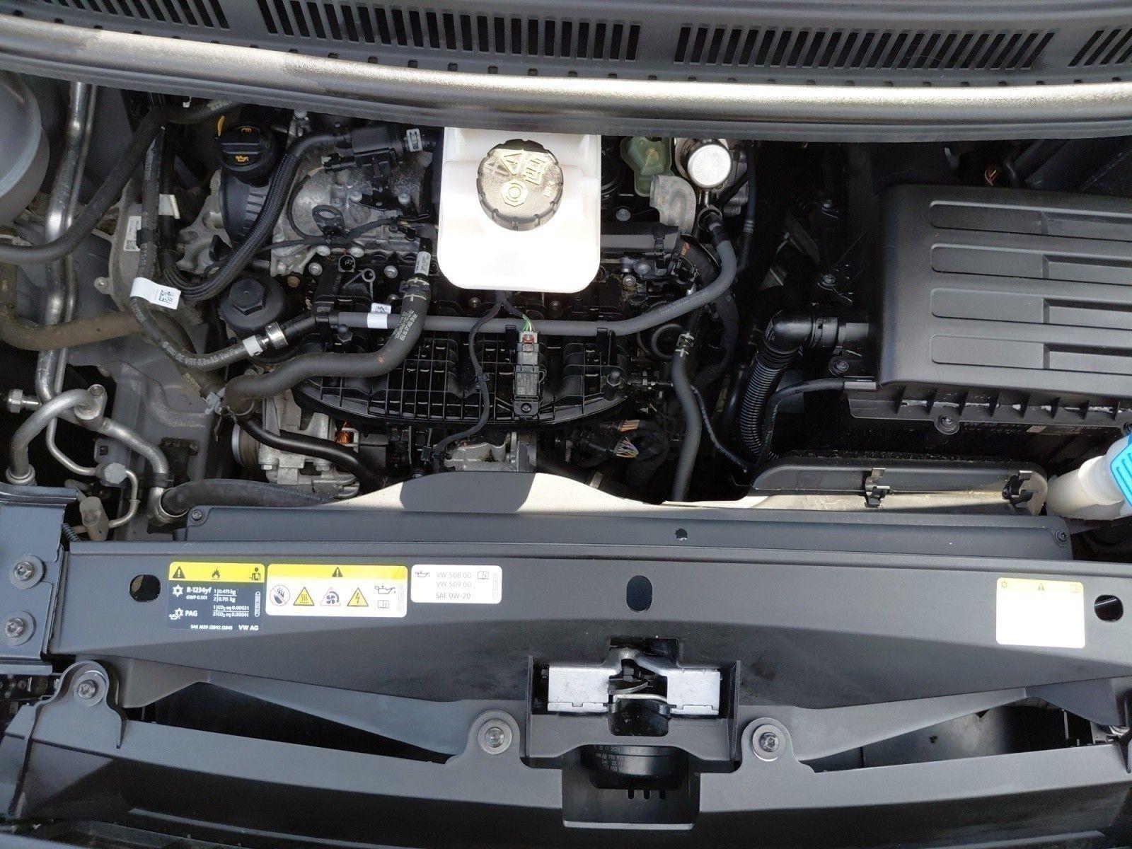 Volkswagen T7 Multivan 2.0 TSI DSG LIFE