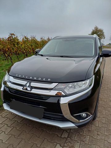 Mitsubishi Outlander 2.0 2WD Diamant Edition