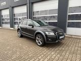 Audi Q5 3.0 TDI S tronic quattro - - Behindertengerechte Audi Q5