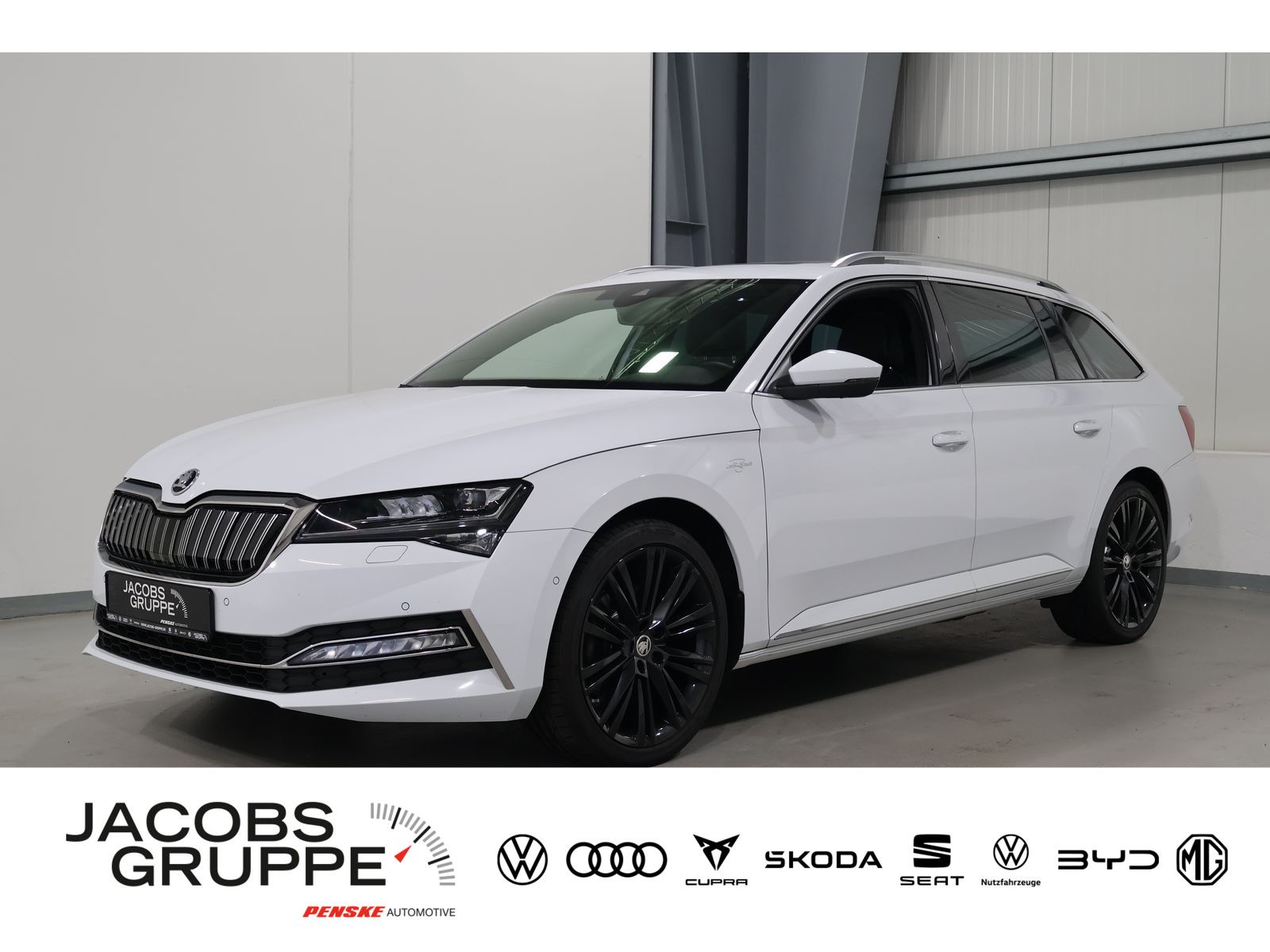 Skoda Superb Combi 1.4 TSI iV AHK*PANO*Std.Hzg.*MATRIX