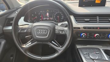 Audi Q7 - 12