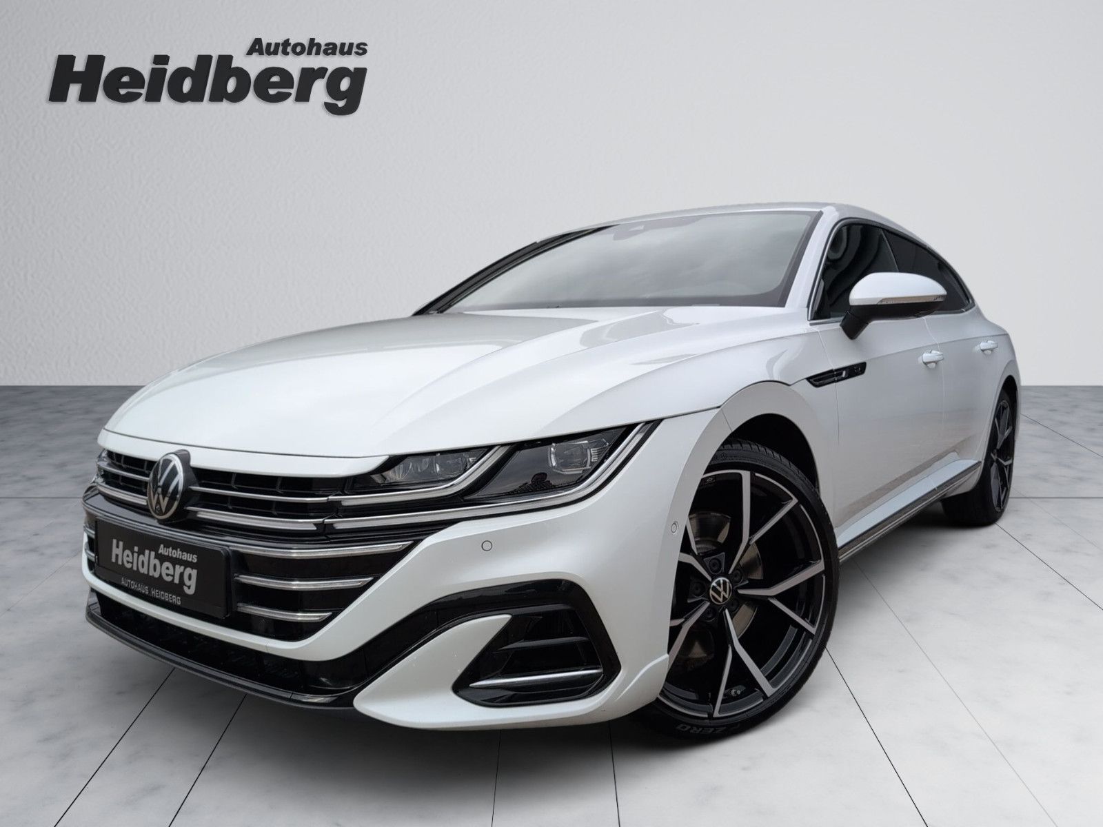VW Arteon Shooting 4M R-LINE AHK NAPPA IQ H&amp;K 5 J.