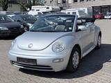Volkswagen New Beetle 1.6 Cabriolet 1. Vorbesitzer - silberne Volkswagen New Beetle