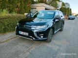 Mitsubishi Outlander Plugin Hybrid PHEV 2,... - Mitsubishi Plug-in Hybrid Outlander von privat