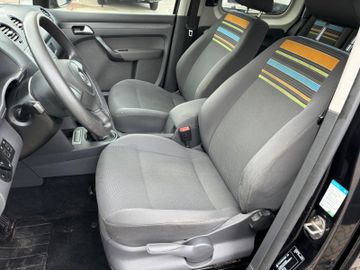Volkswagen Caddy - 10