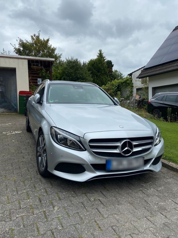 Image of Mercedes-Benz C 200