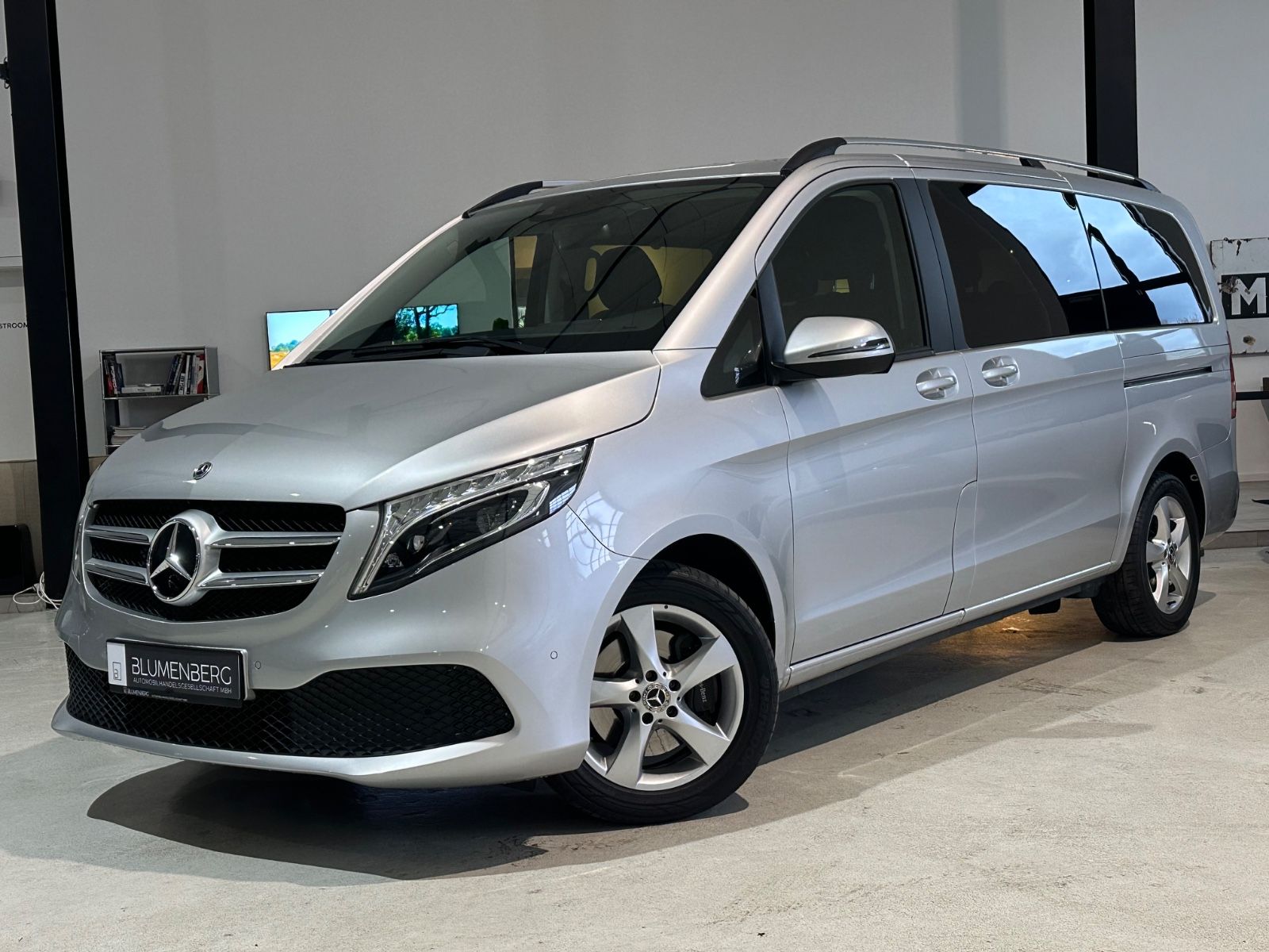 MERCEDES-BENZ V 250d EDITION Lang*6-Sitz,2xSchiebetüren,Apple*