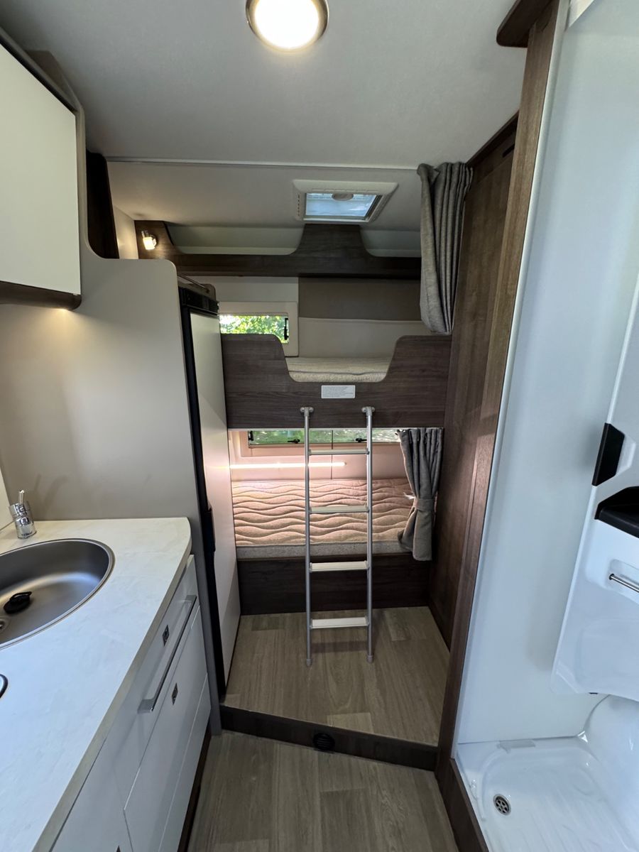 Fahrzeugabbildung Benimar Sport 324 UP, Modell 2026