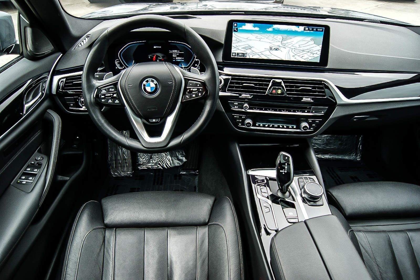 BMW 530 e Touring BANG&OLUFSEN PANORAMA HUD KAMERA foto 7