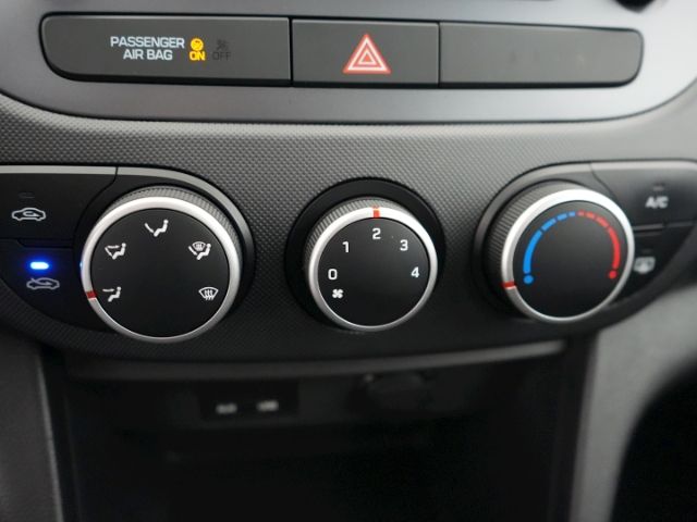 i10 SELECT+KLIMAANLAGE+RADIO+ALARMANLAGE+USB
