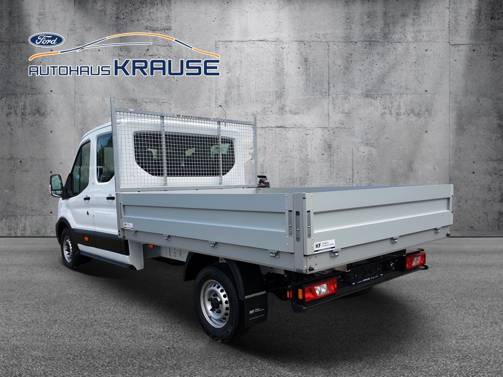 Fahrzeugabbildung Ford Transit Pritsche 350 L3 Doppelkabine Basis