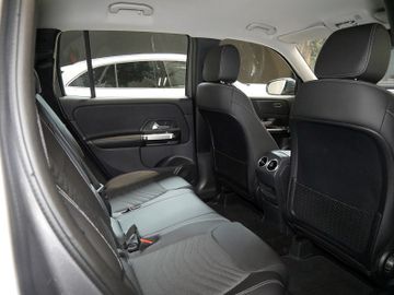 Mercedes GLB 180 - 9