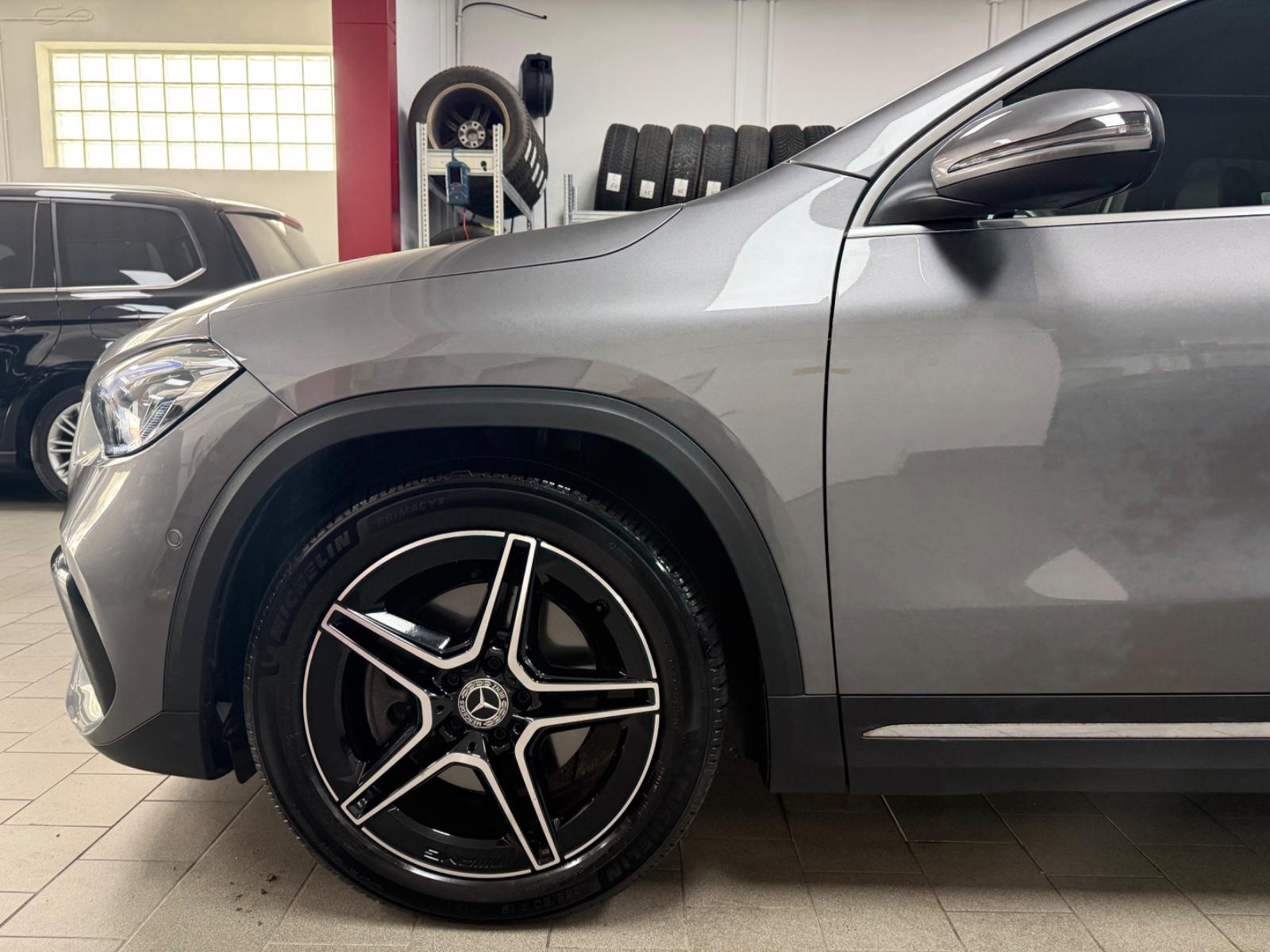 Mercedes-Benz GLA 220 d*AMG-LINE*AHK*MBUX*19 ZOLL*PARK-ASSIST*
