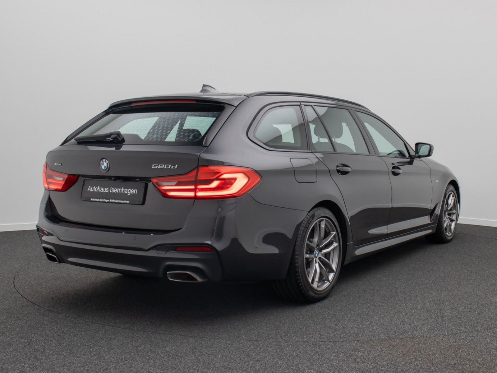 Fahrzeugabbildung BMW 520d xD M Sport LED Alarm DAB Kamera Parkassist