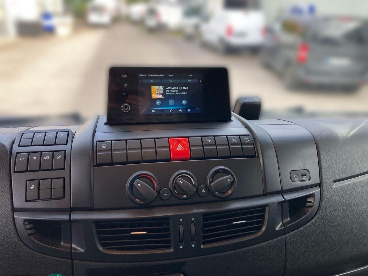 Fahrzeugabbildung Iveco EuroCargo ML80E22/P Koffer