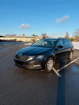 Skoda Octavia 1.0 TSI Active Combi Active - Skoda Octavia Active mit Benzin-Antrieb