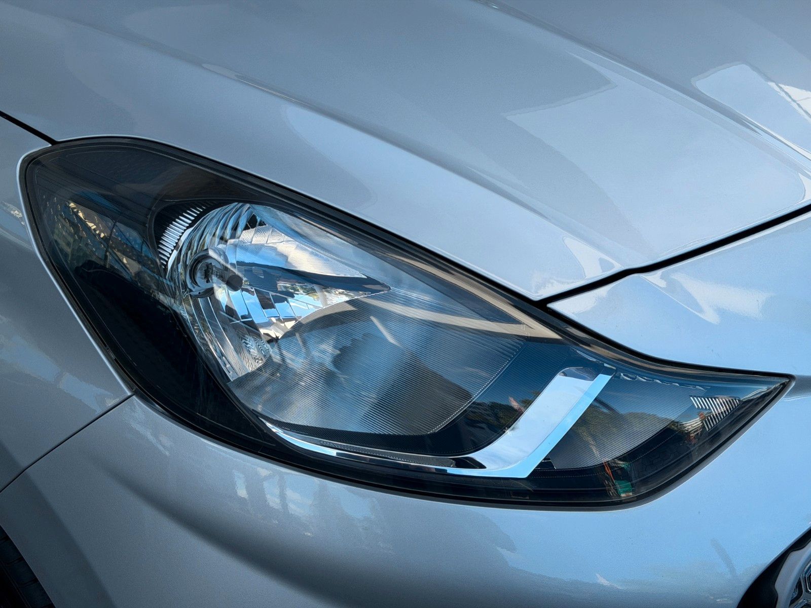 Fahrzeugabbildung Hyundai i10 1.2 Trend SHZ,PDC,AUT,DynLicht,FLA,LM,SpurH